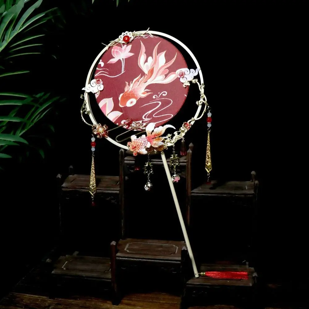 Exquisite Dunhuang Chinese Style Chinese Embroidery Fan Tassels Handheld Bridal Group Fan Vintage Ancient Silk Fan Wedding