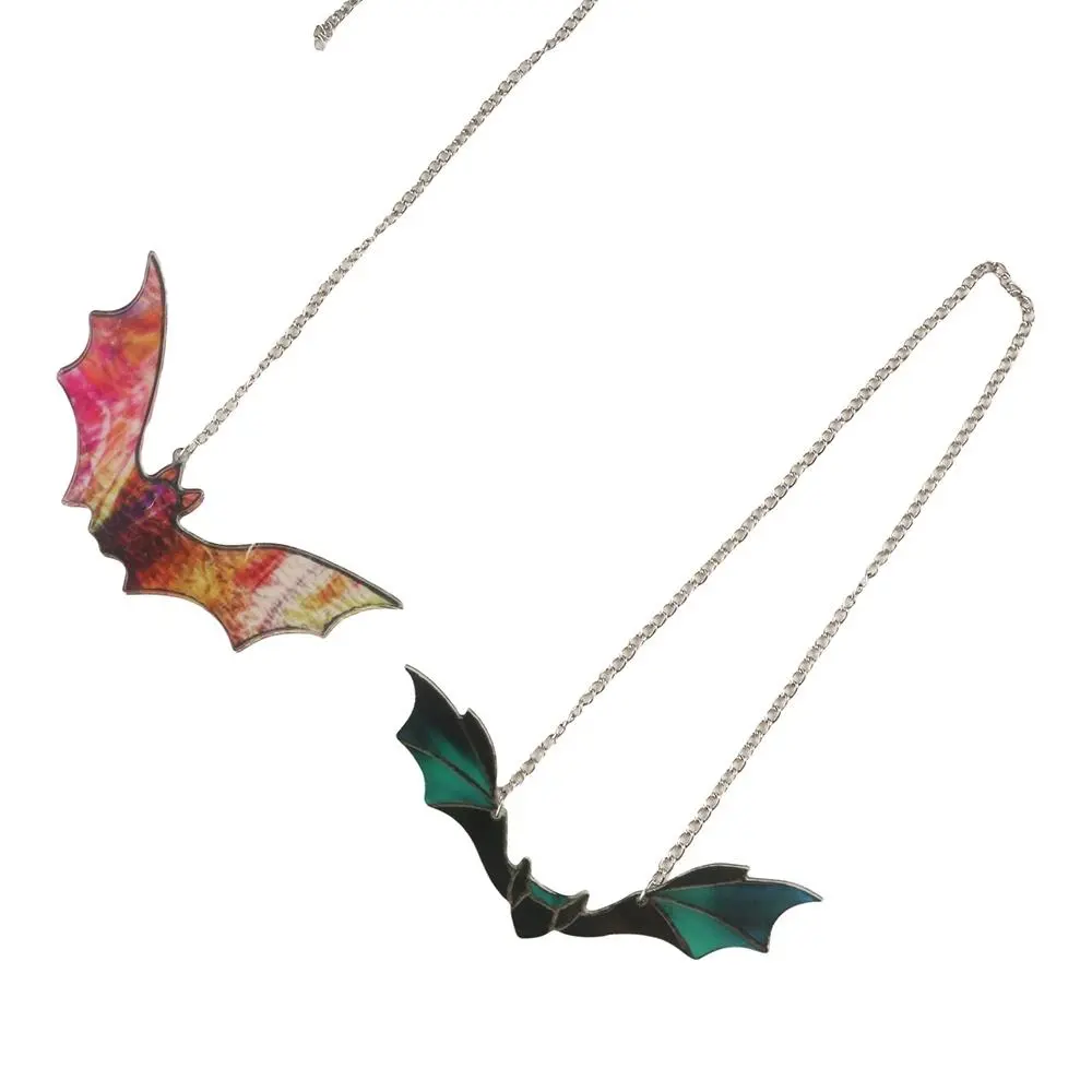 Funny Stained Halloween Bat Pendant Bat Shaped Wall Art Wall Hanging Bat With Chain ​ Gothic Bat Ornaments Scenes ​