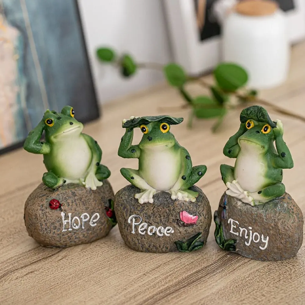 Funny Cute Resin Frog Statue Cartoon 3D Garden Frog Ornament Small English Sign Frog Pond Landscaping