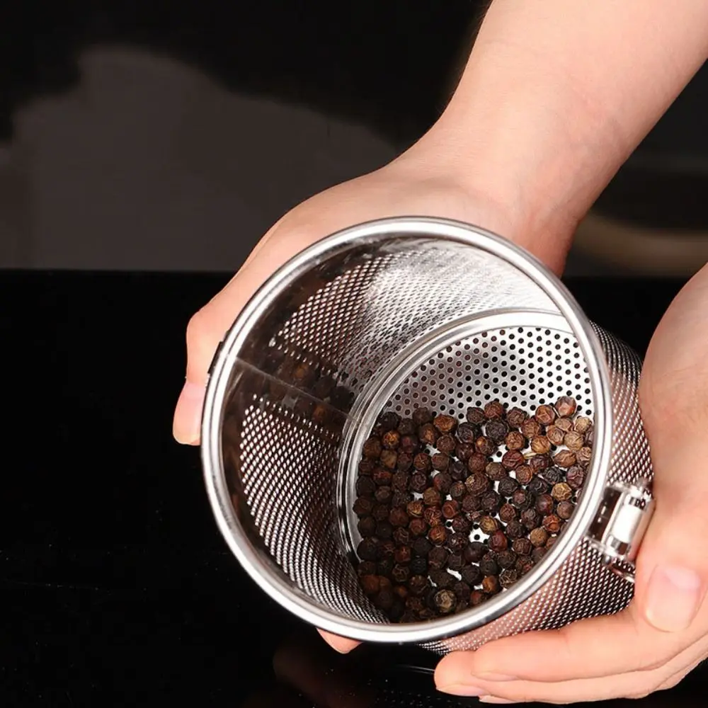 304 Stainless Steel Stew Seasoning Strainer Fine Mesh Rust-proof Brine Basket Corrosion-resistant with Chain Hook
