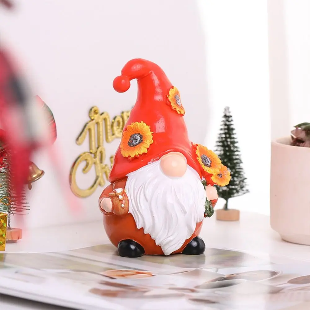 Cute Christmas Gnome Ornament Elegant Resin Crafts Faceless Elderly Figurine Colourful Merry Christmas Decoration Children Gifts