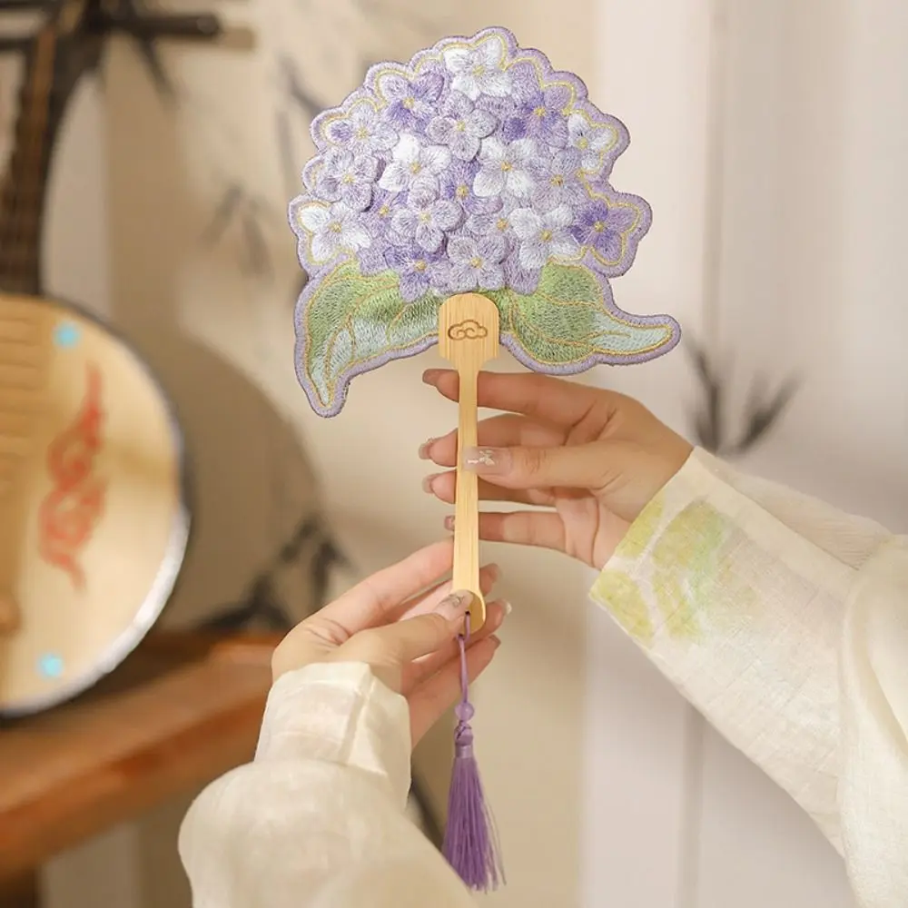 Ancient Handheld Embroidered Round Fan with Pendant Tassels Chinese Style Fan Lotus Butterfly Group Fan Photography Prop