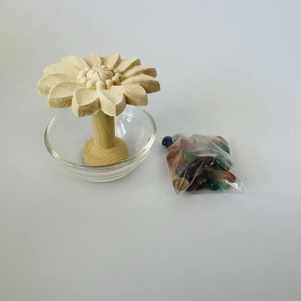 DIY Wooden Daisy Essential Oil Diffuser Creative Volatile Essential Oils Containers Refillable with Stone