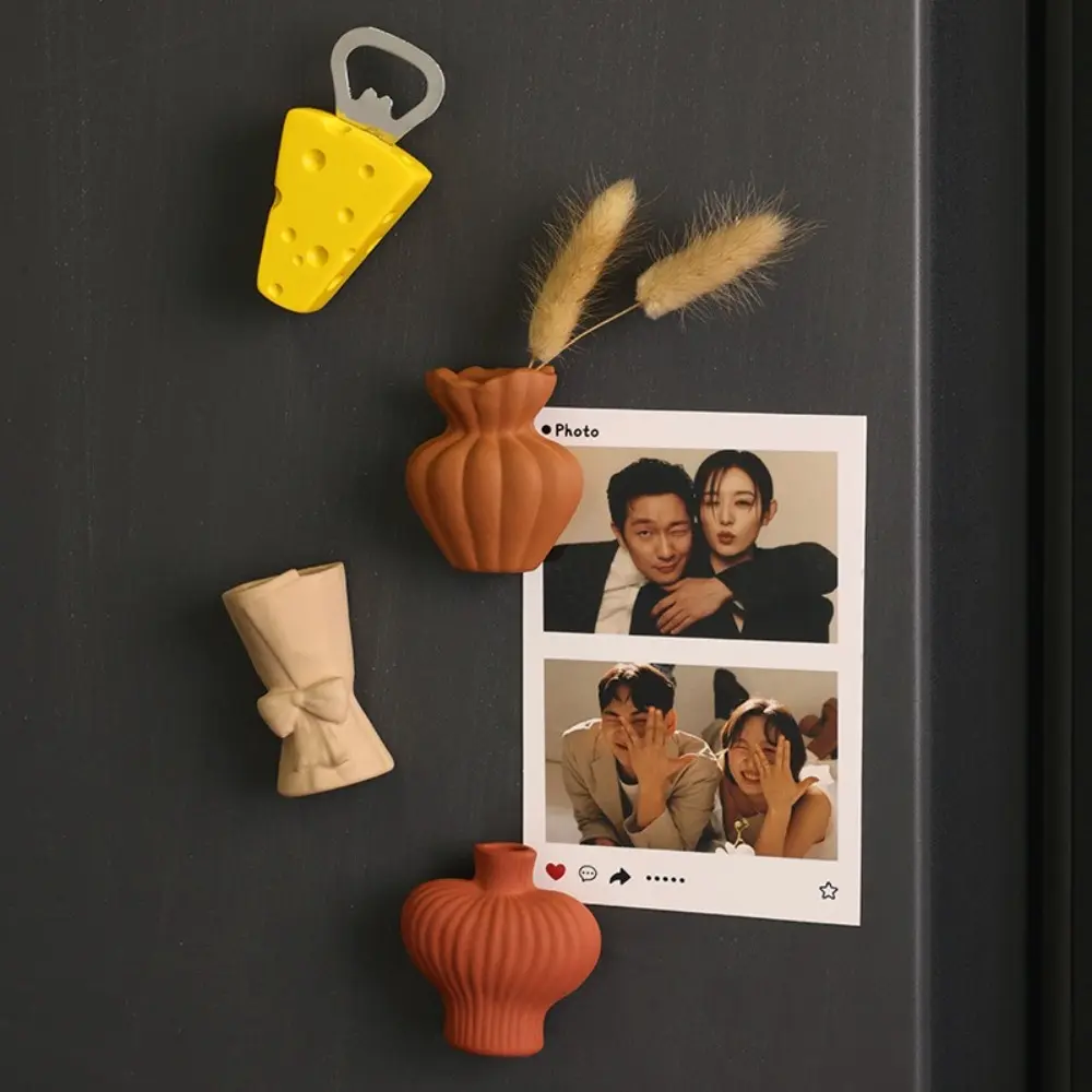 Ceramic Vases Refrigerator Stickers Stylish Exquisite Refrigerator Sticker Mini Decorative Simulation Flower Vase