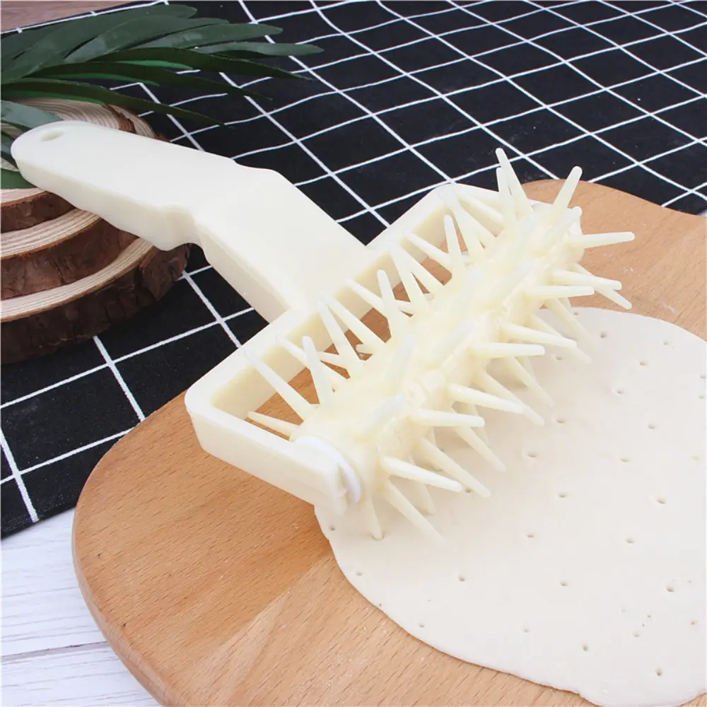 Pizza Making Tool Plastic Pizza Roller Pin Handle DIY Pizza Dough Puncher Hangable Pie Needle Wheels Cookie