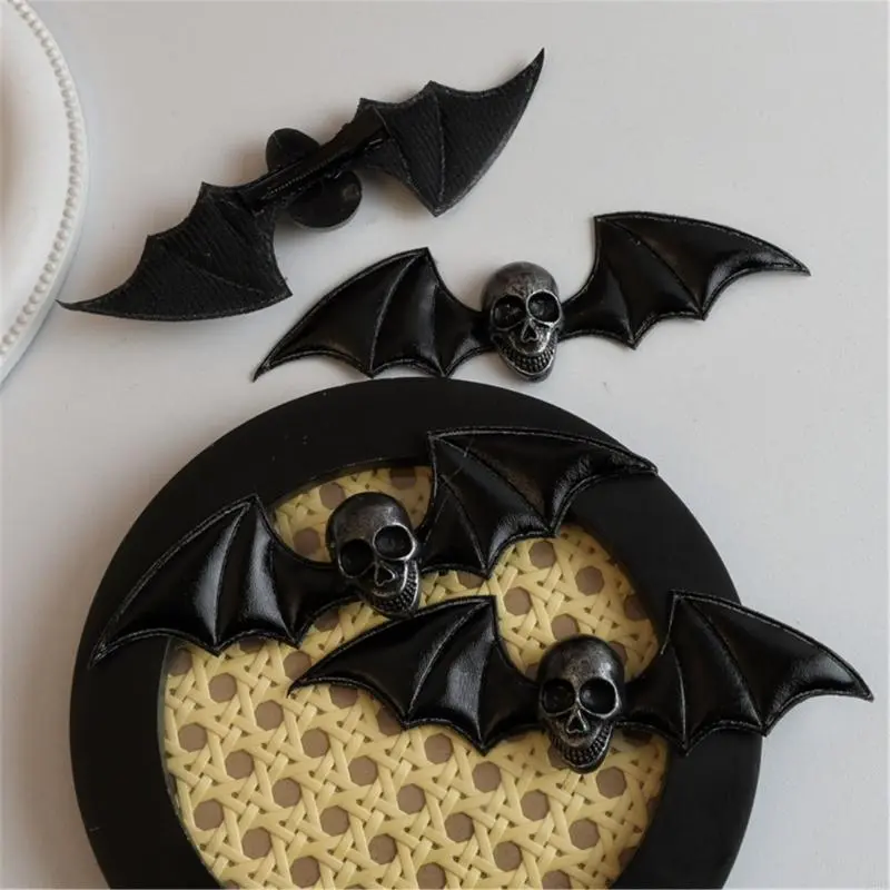652F Gothic Dark Hair Clip Girls Barrettes Black Hairstyles Devil Wing Hair Clip Skull Gothic Bat Wing Versatile Barrettes