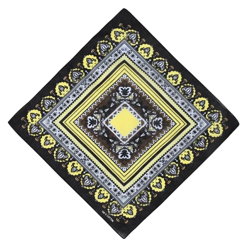 652F Stylish Print Handkerchief Vintage Paisleys Bandanas Fashionable Headscarf for Travel and Everyday Use