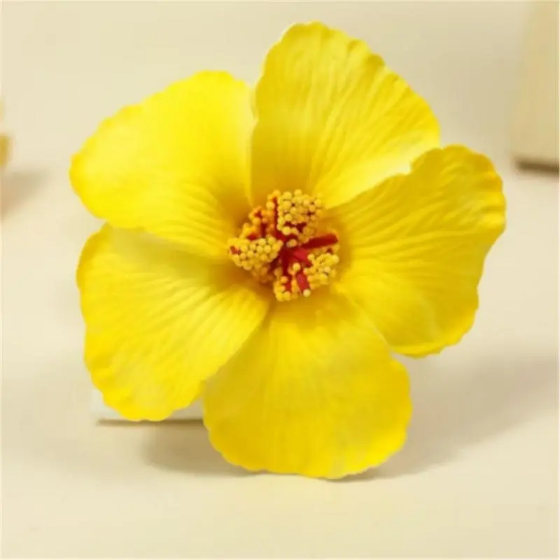 652F Artificial Hibiscus Flower Hair Clip Strong Secure For Weddings Parties And Beach Vacation Women Hair Decoration