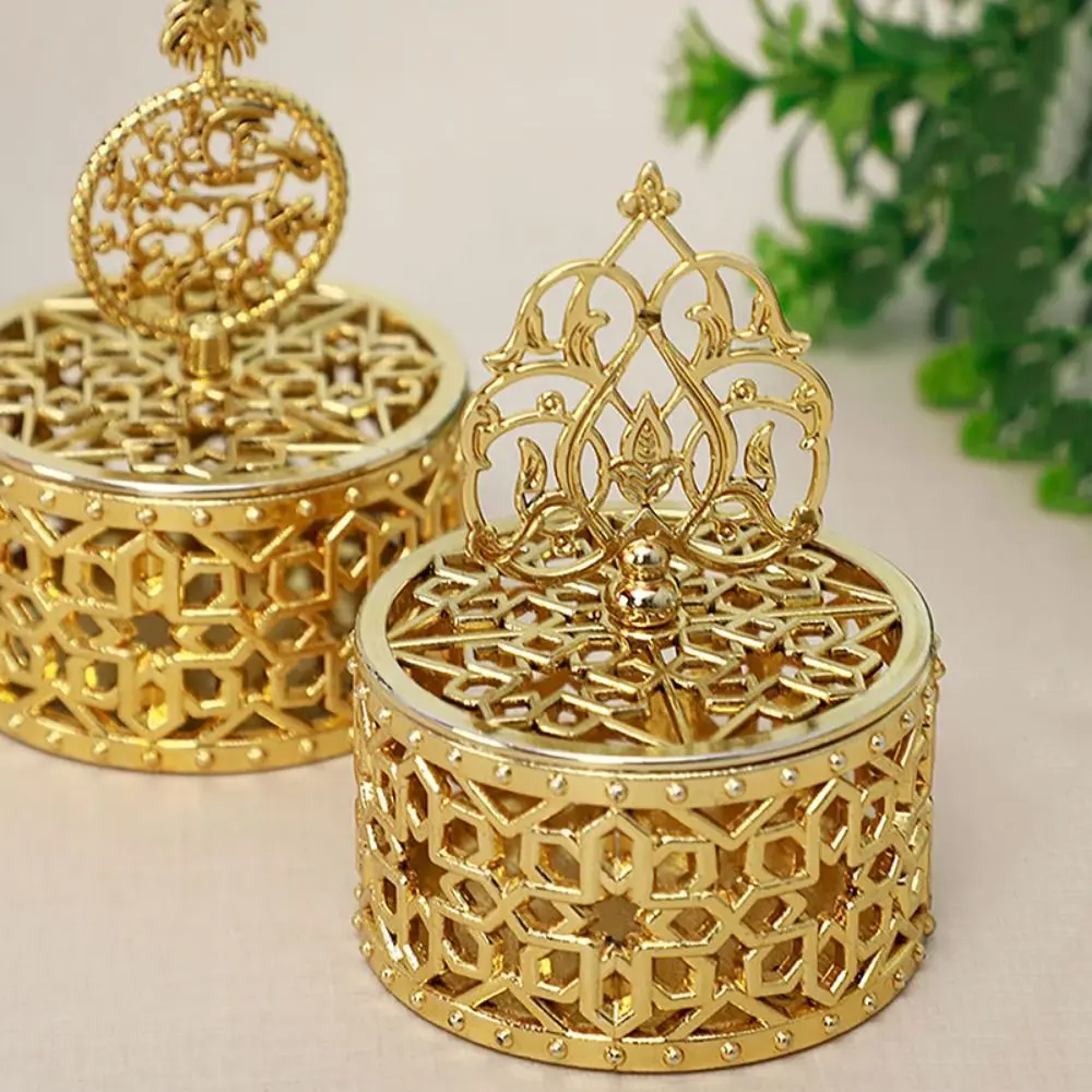 Multi-purpose Gold-plated Gold Hollow Box Handheld European Style Candy Container Box Delicate Packaging Gift Box Gift Box