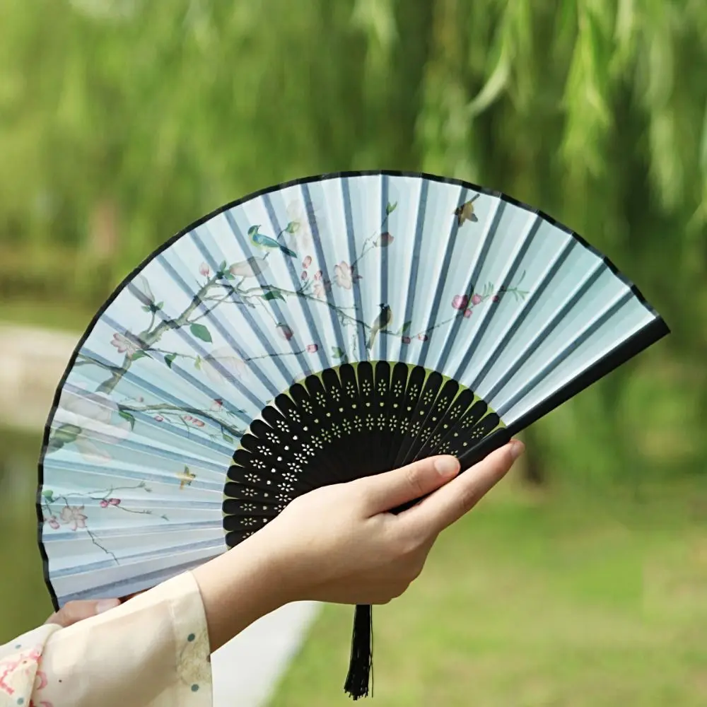 Portable No Deformation Folding Fan Handmade Handheld Props Fan Ancient Style Silk Fabric Wedding