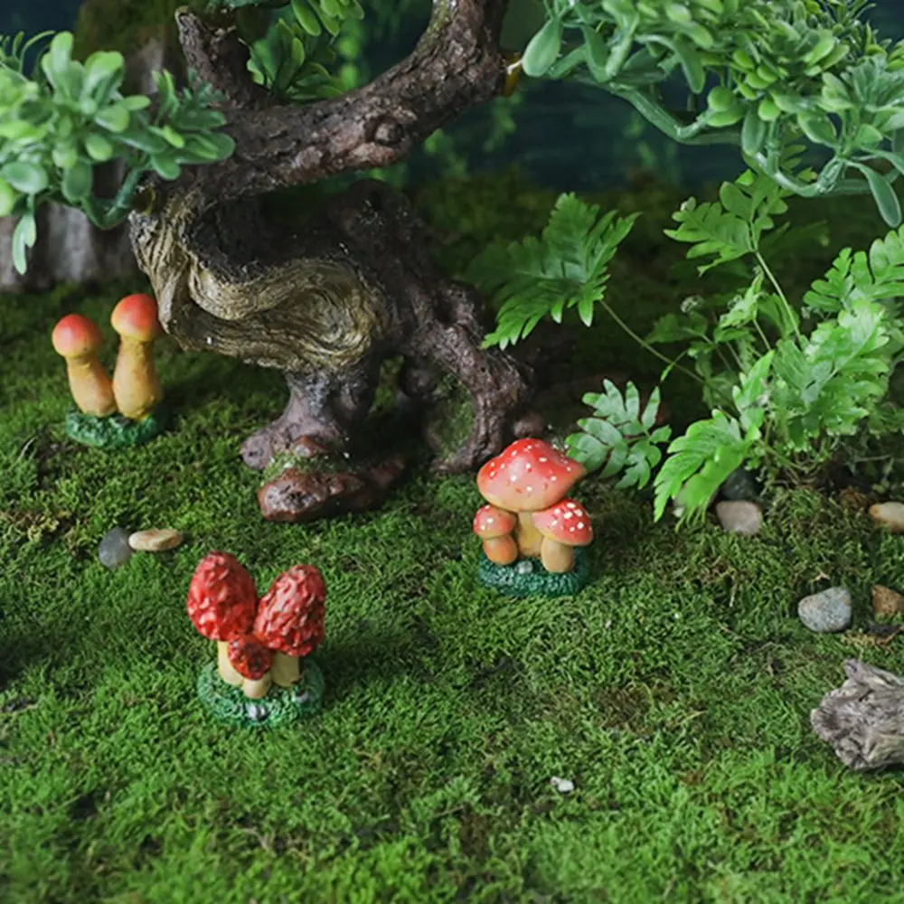 Miniature Figurines Resin Simulation Mushroom DIY Mini Mushroom Statue Cute Creative Mushroom Ornaments Garden