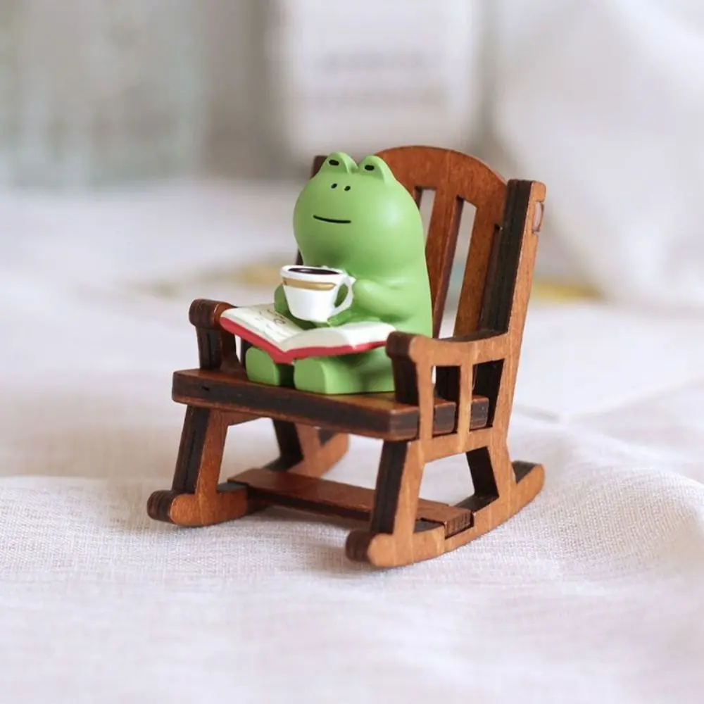2PCs/set Creative Cute Rocking Chair Frog Models Mini Handmade Reading Frog Miniatures Cartoon Small Chair Ornaments Photo Props