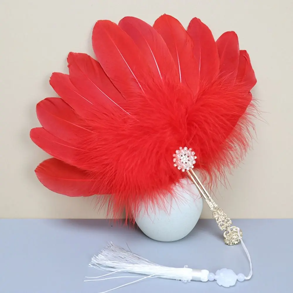 Exquisite Pearl Feather Fan Handmade Creative Peacock Feather Fan with Tassel Pendant Costume Dancing Show Decorative Craft Fan