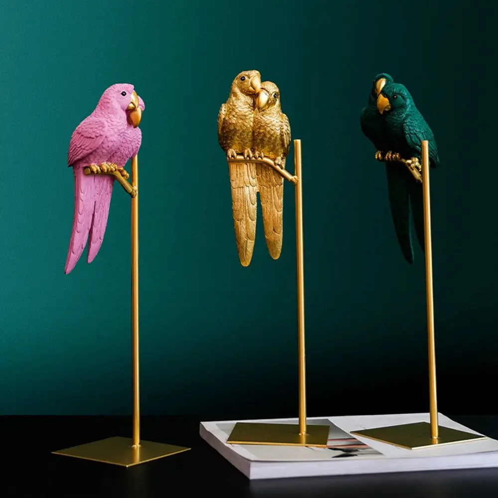 Couple Macaw  Bird Sculpture Resin Tabletop Ornaments Desktop Decoration Miniature Figurines Parrot Statue Simulated Animal