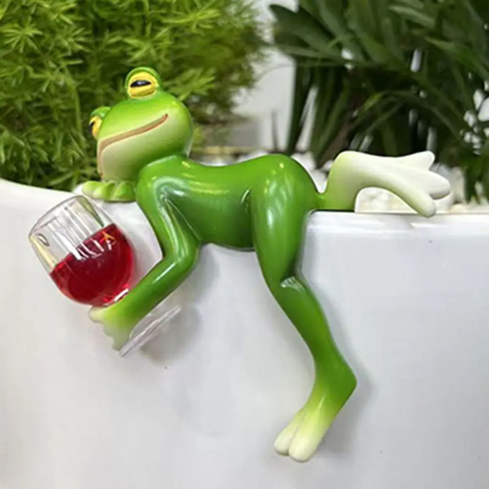 Funny Hand-Painted Frog Hanging Flower Pot Cartoon Animal Standing Frog Figurines Decorative Resin Frog Ornament Garden