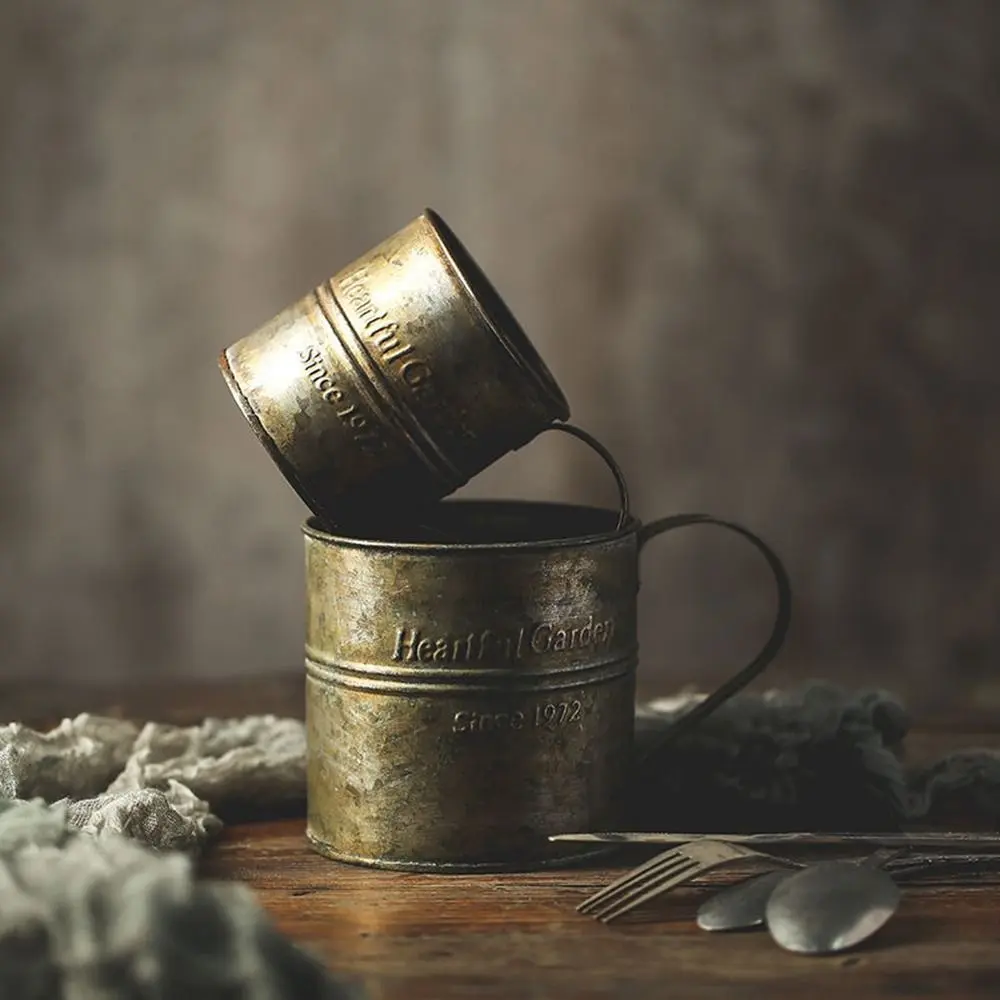 English Printing Photography Props Rural Photography Storage Container For Photography Iron Flower Bucket Cup Drinkware Vase