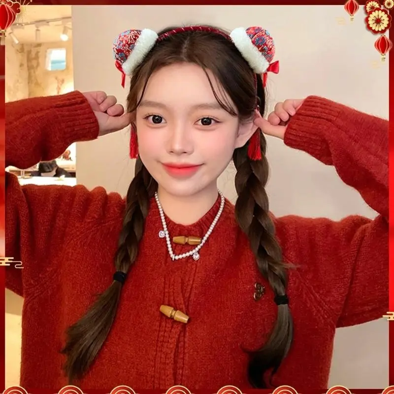 652F Furry Plush Buns Headband for Year of Snake Celebration Comfortable Tassels Hairhoop for Spring Festival Gathering
