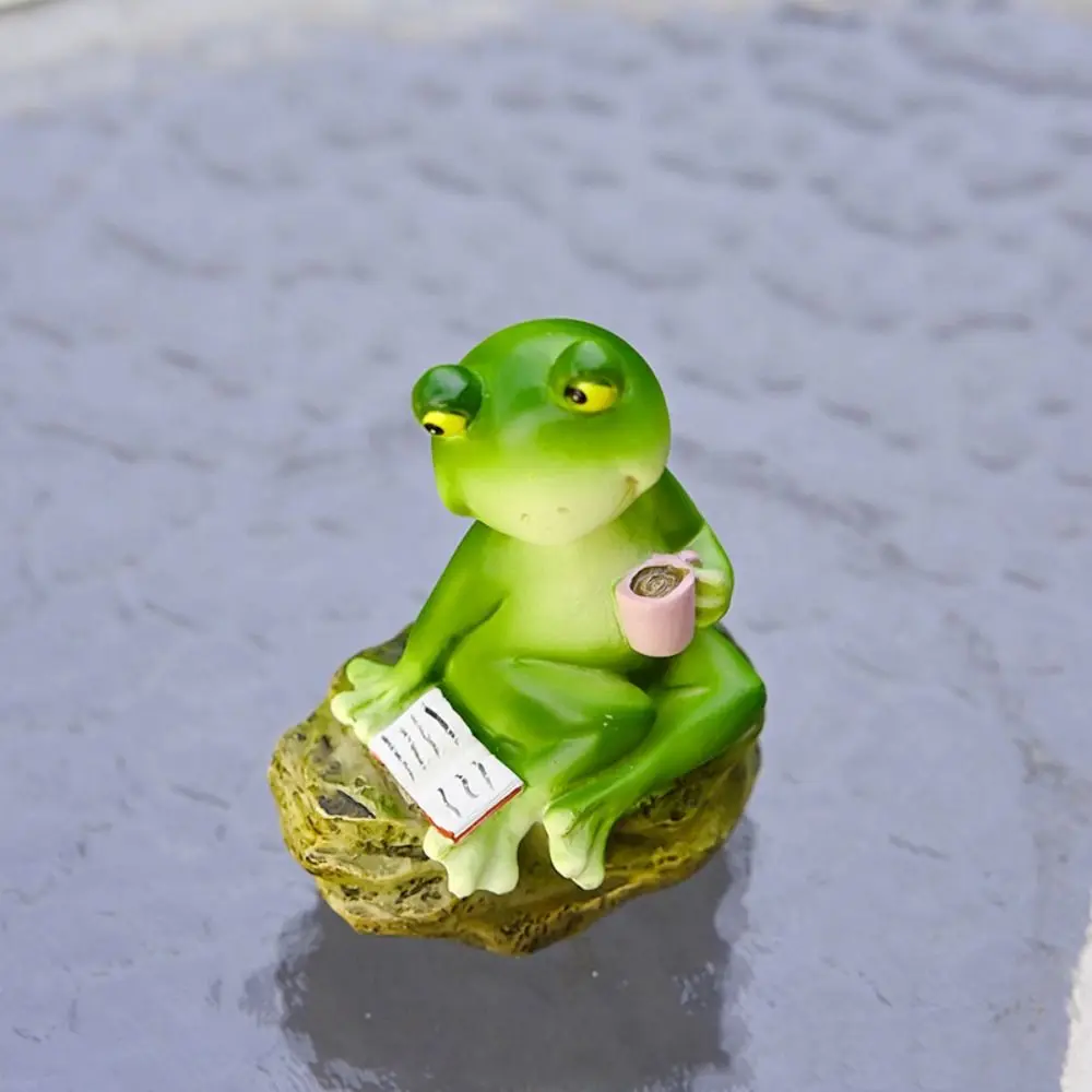 Desktop Ornament Resin Frog Ornament Cute Cartoon Animal Sculpture Creative Waterproof Miniatures Figurine Home
