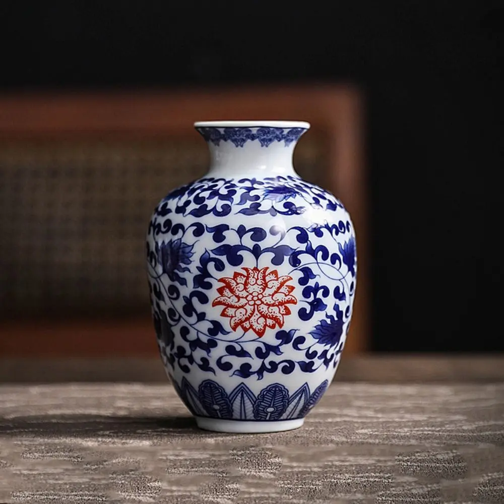 Blue and White Small Porcelain Vases Mini Strong Chinese Style Bud Vases Handmade Hand-painted Ceramic Flower Vase Home Decor