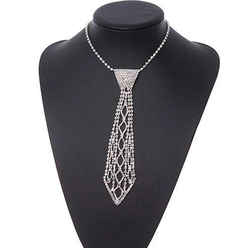 652F Punk Necktie Necklace with Shimmering Rhinestones for Fashion Enthusiasts Crystal Necklace for Weddings and Parties