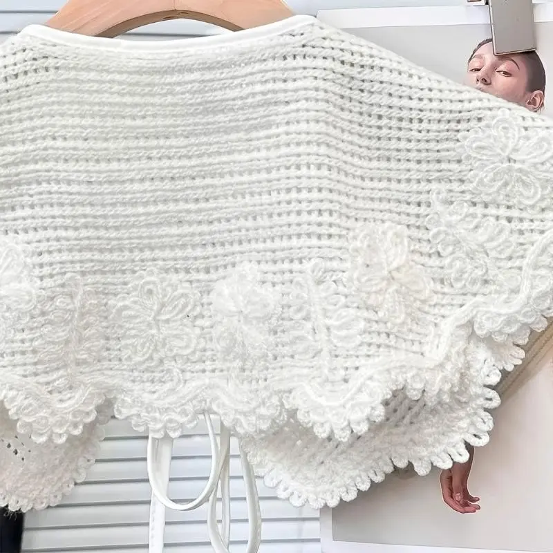 652F Women Hollowed Crochet Knit Flower Faux Collar Shawl Mini Capelet Woolen Scarf for Collarless Shirt and Sweater Dress