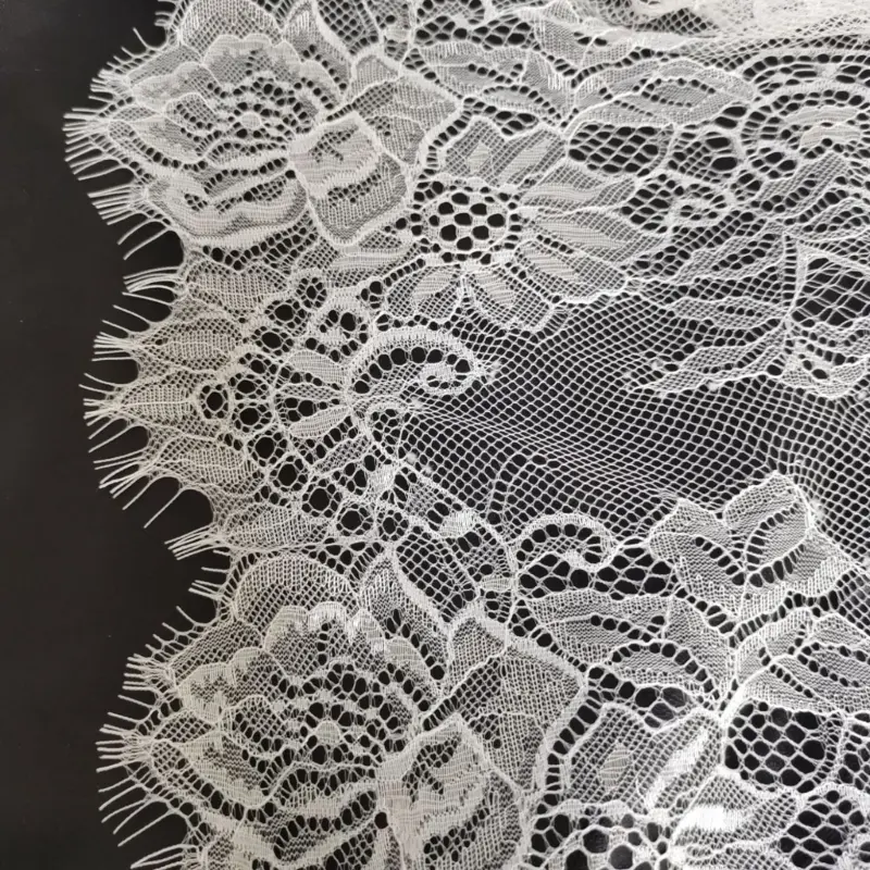 652F Traditional Lace Flower Veils for Wedding Bride Latin Mass Headscarf for Women Church Mantilla Veils Shawl for Formal Wear