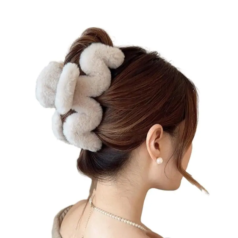 39BB Wavelike Plush Hair Clip Hair Claw Clips Hair Banana Barrettes Non-Slip Jaw Clip Girls Grab Hair Claw for Women