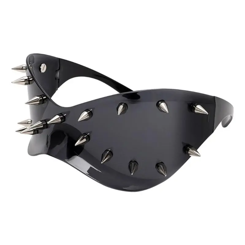 39BB Punk Spikes Sunglasses with UV400 Protections for Daily Use and Street Photoshots
