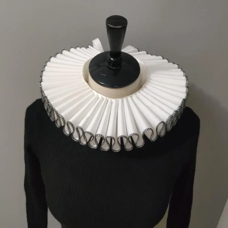 652F Medieval Victorian Ruffled False Collar with Black Trim for Adults Halloween Party Wear Renaissances Cosplay Neck Ruff
