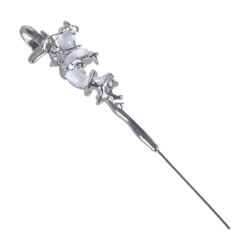 652F Star and Moon Diamond Earrings Simple Ear Wrap Crawler Hook Women Earring Piercing Ear Rings Fashionable Accessories