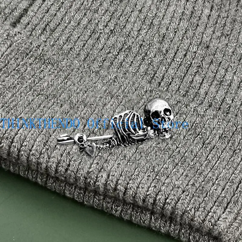 39BB Vintage Brooch RolePlay Party Skull Pin Halloween Party Costume Brooch Hat Badge