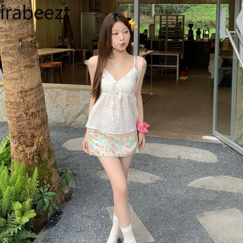Sweet White Halter Vest 2025 Summer New Waist Collection Floral Fresh Skirt Two-piece Simple Jupe Femme Chic Et Élégant