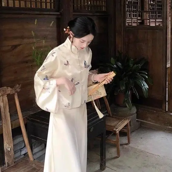 Chinese Style Embroidered Butterfly Blouse Women's Fashion Tang Collar Loose Shirt Boho Chic Casual Top Long Sleeve Outerwear