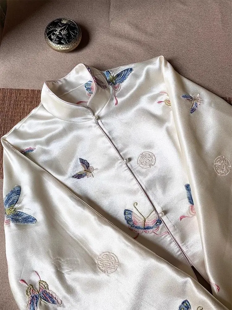 Chinese Style Embroidered Butterfly Blouse Women's Fashion Tang Collar Loose Shirt Boho Chic Casual Top Long Sleeve Outerwear