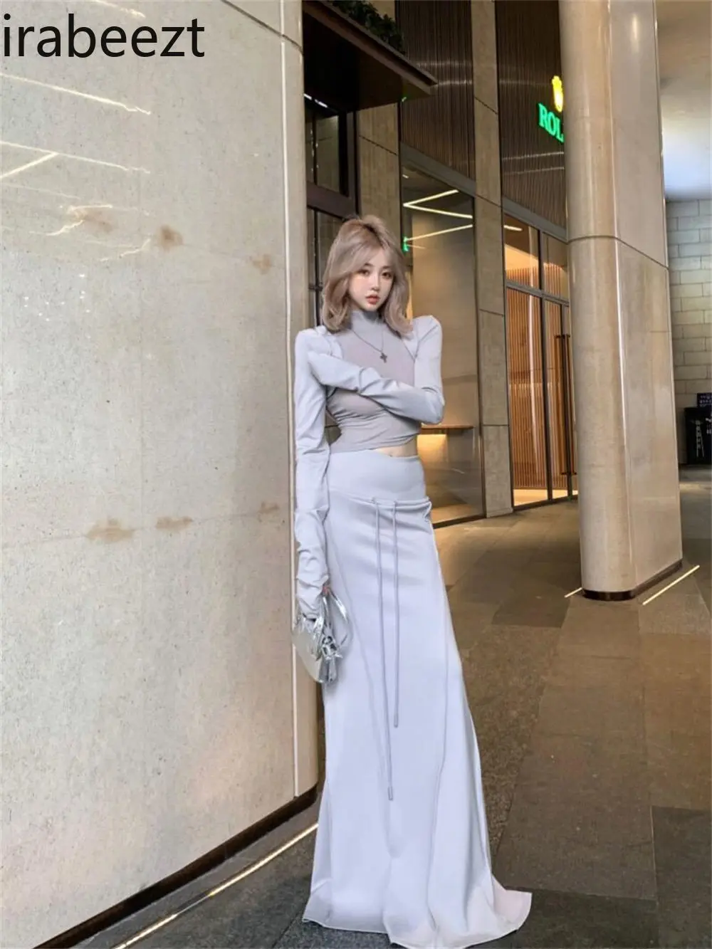 Korean Version of Niche Design Sense Short Hooded Cardigan Vest High Fanny Pack Hip Skirt Autumn New Three-piece Set Women