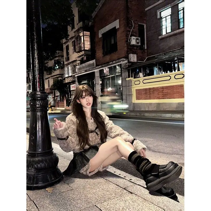 Autumn and Winter A Complete Set of Grey Cashmere Coat Female Niche Design Sense Spliced Skirt Two-piece Set Conjuntos De Mujer