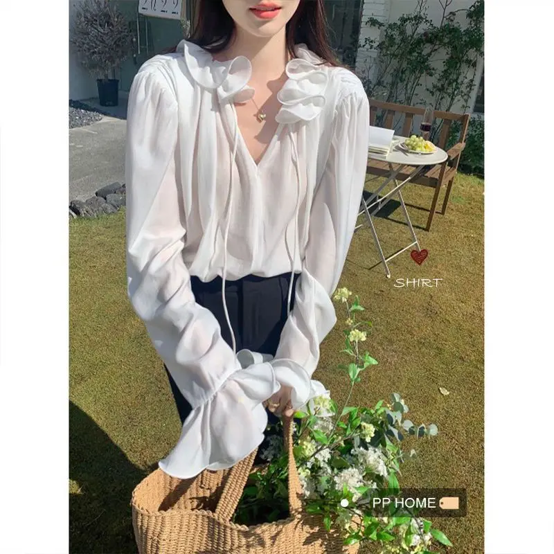 French V-neck Blouse for Women Blusa Tule Transparente Womens Tops Camisa Mujer Estampado Vintage Retro Regulai Fit Blouse