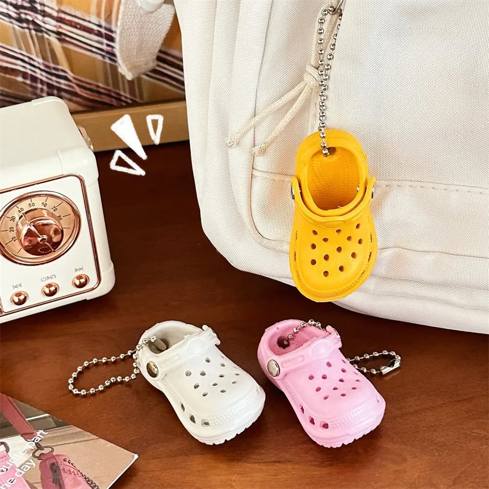 1pcs Creative Simulation Mini EVA Hole Shoes Keychain Pendants Colorful Croc Shoe Charms for DIY Car Key Bag School Bag Backpack