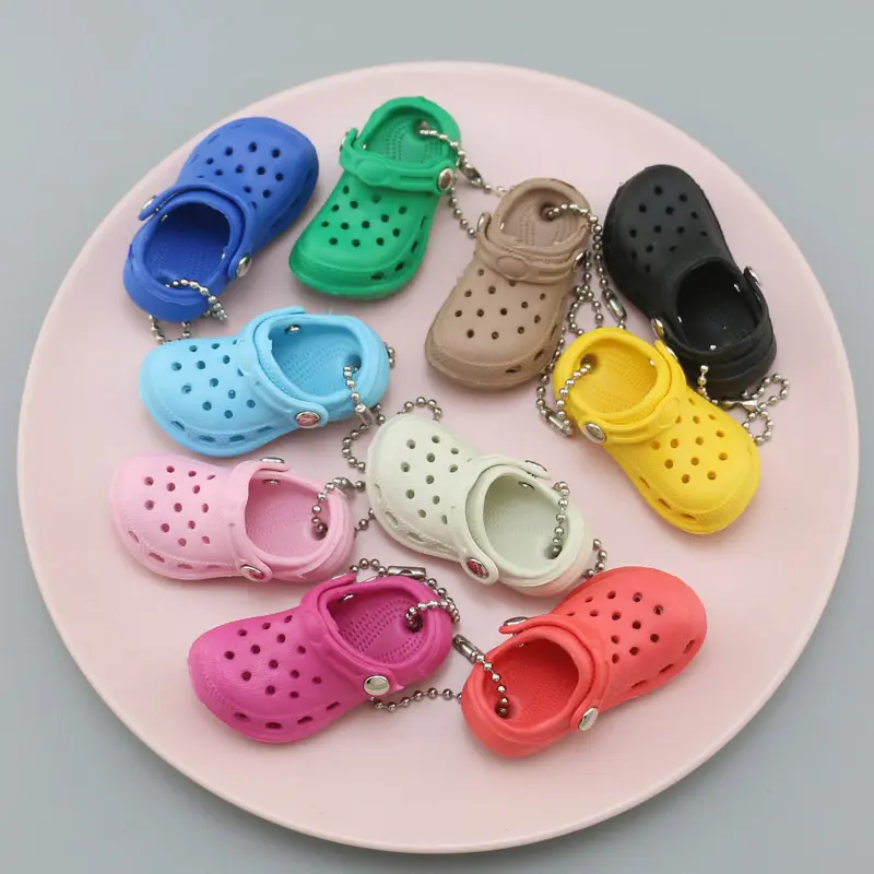 1pcs Creative Simulation Mini EVA Hole Shoes Keychain Pendants Colorful Croc Shoe Charms for DIY Car Key Bag School Bag Backpack