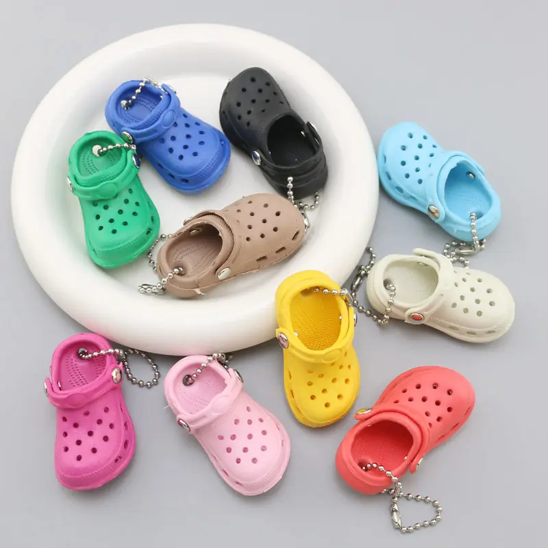 1pcs Creative Simulation Mini EVA Hole Shoes Keychain Pendants Colorful Croc Shoe Charms for DIY Car Key Bag School Bag Backpack