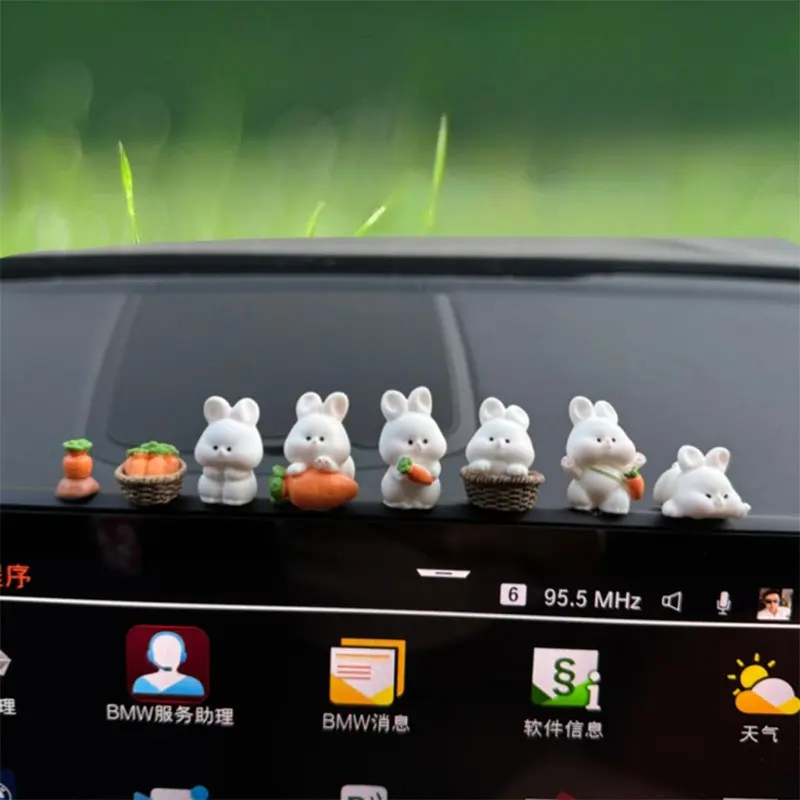 6/8pcs Gardening Accessories Cute Rabbit Micro Ornaments Resin Mini Bunny Miniature Figurines Cartoon DIY Rabbit Toys Office