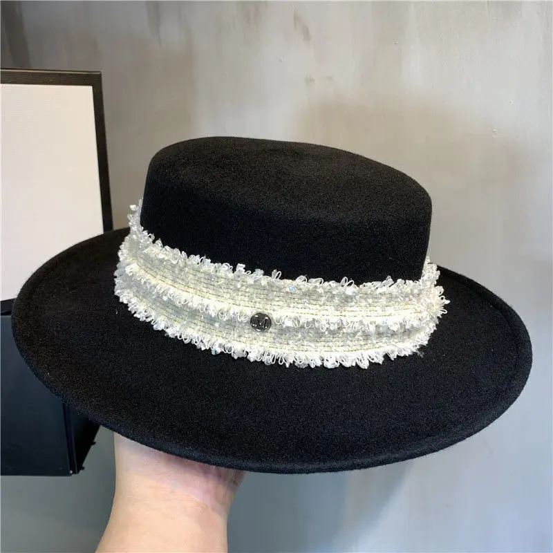 French Black Woolen Top Hat Female Autumn-winter British Socialite Retro Wide Brim Temperament Fascinators for Women Elegant