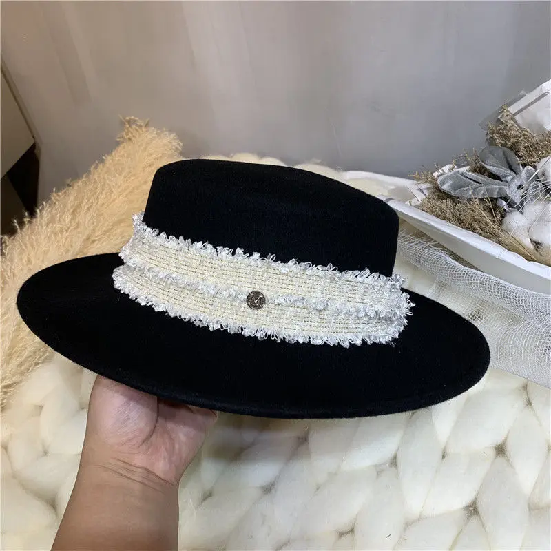 French Black Woolen Top Hat Female Autumn-winter British Socialite Retro Wide Brim Temperament Fascinators for Women Elegant