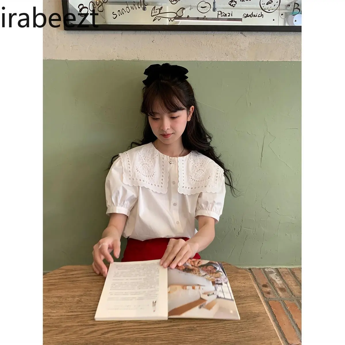 Sweet Japanese Lace Doll Collar Lace White Shirt Female 2025 Summer New Bubble Sleeve Design Top Blusas Femininas Elegantes