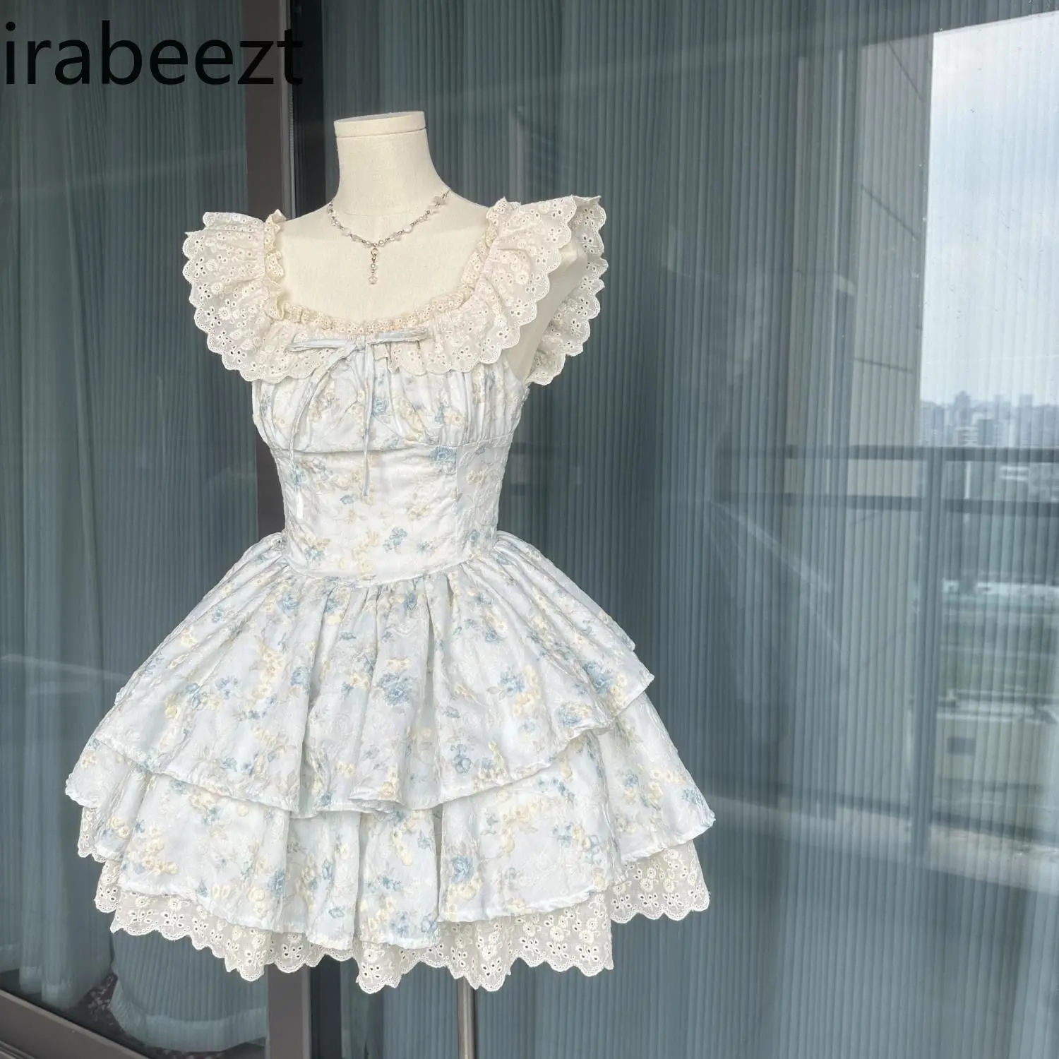 Summer New Style Small Flying Sleeve French Floral Dress Female Sweet Waist Slim Princess Puffy A-line Short Vintage Dress