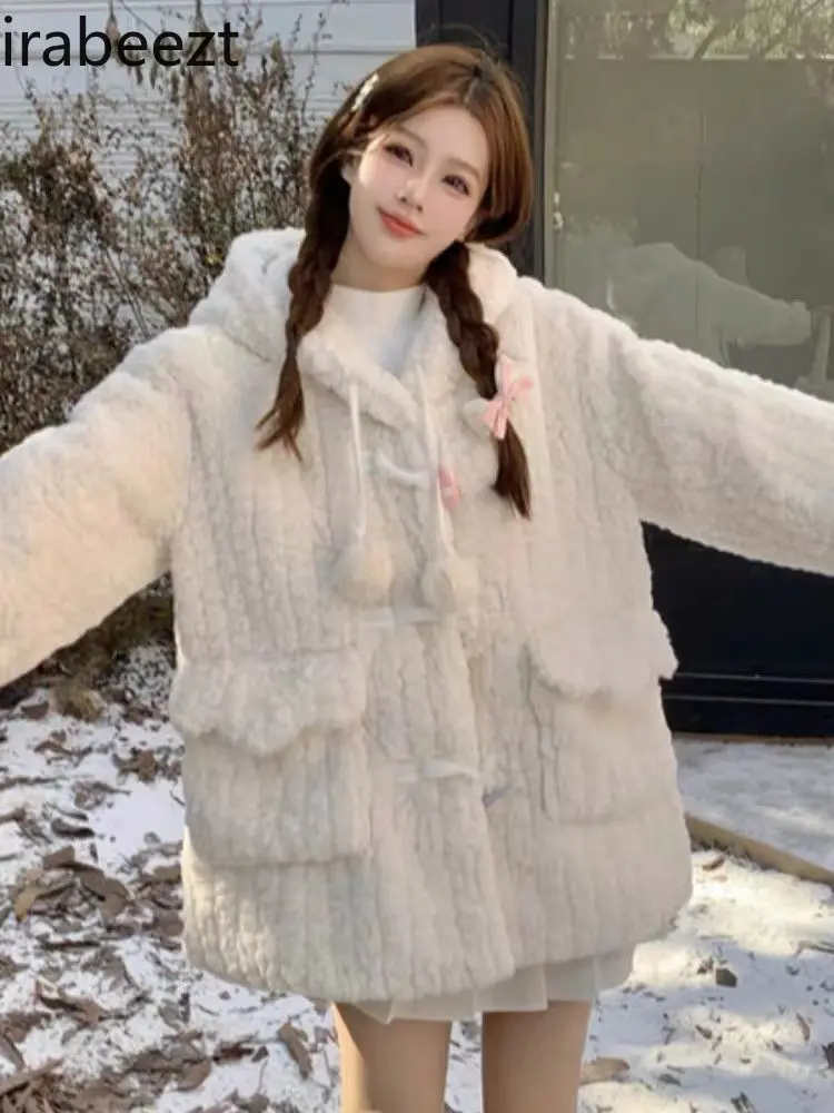 Soft and Waxy Hooded Lamb Wool Coat for Woman 2024 Winter Imitation Fur Horn Button Elegant Style Fur Top Jacket Women