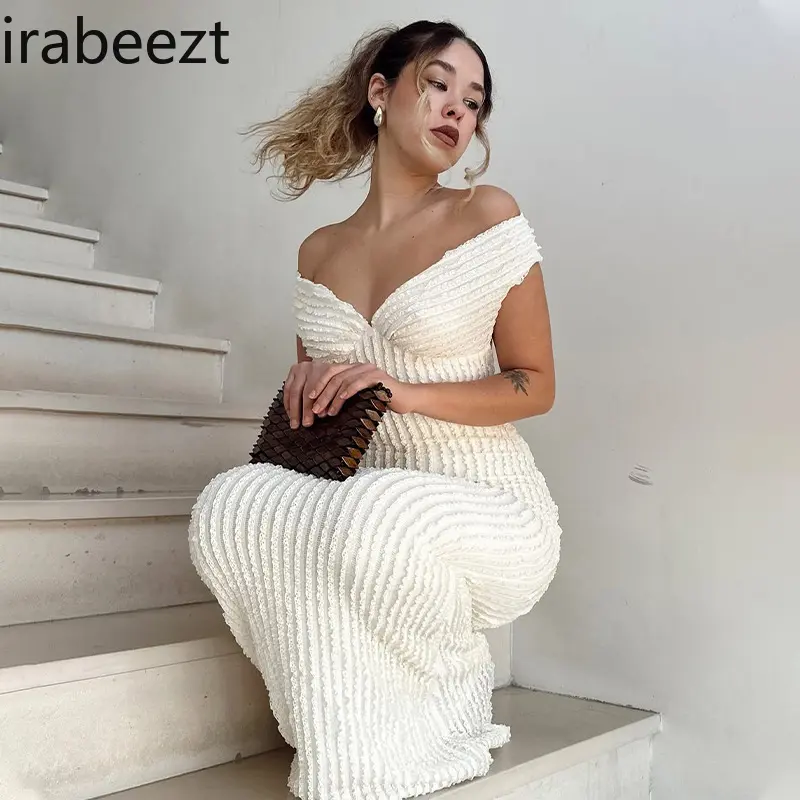 European and American Clothing 2025 Spring New Fashion Ins Temperament Sexy Backless Knitted Hip Dress for Women