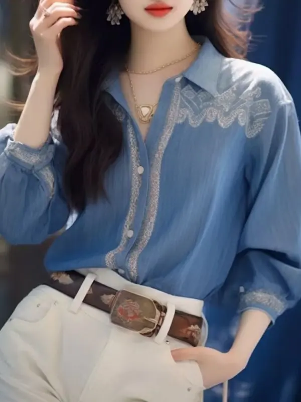 2025 Early Spring New Women's Wear Hong Kong Style Retro Blue Printed Shirt High-end Temperament Top Unique Beautiful Camisa