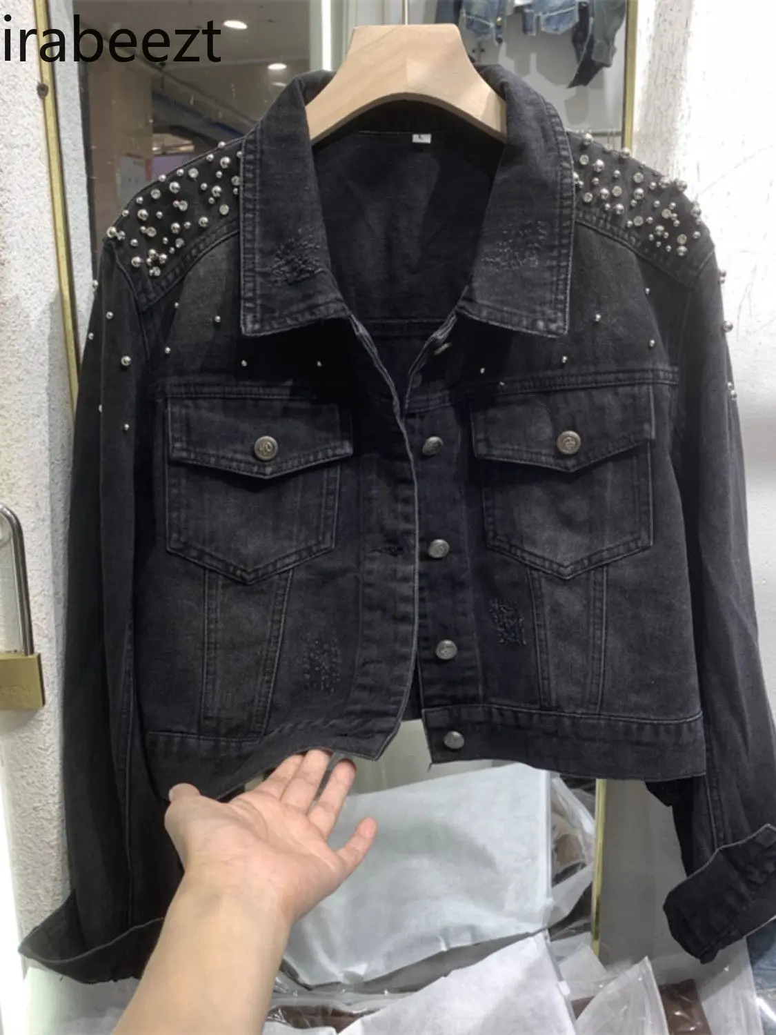 Hong Kong Style Denim Jacket for Women High-end Beaded Jacket 2025 Autumn Distressed Raw Edge Versatile Short Top