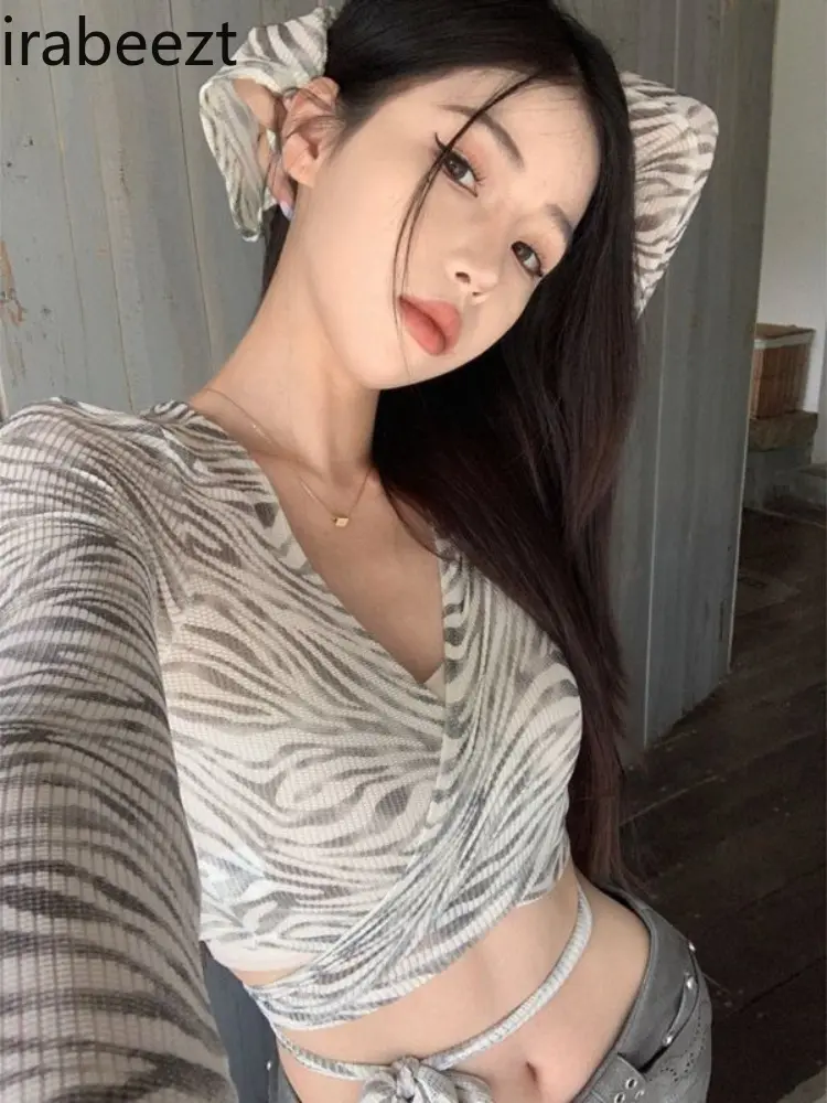 Fashion Streetwear Hot Girl V-neck Zebra Print Long-sleeved T-shirt Women's Summer Design Niche Petite Sexy Strappy Short Top
